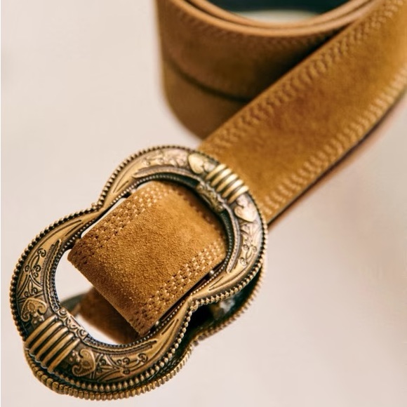 Sezane Accessories - Sézane Gaia Belt in Honey (size 80)
